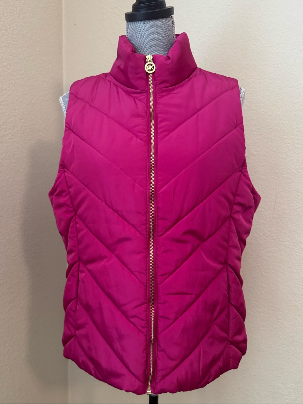 Michael Kors Women's Hot Pink Quilted Puffer Vest